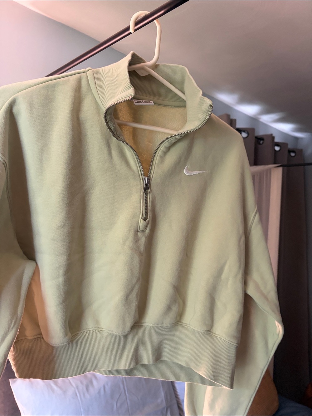 Nike Men's Pale Green Half-Zip Fleece Pullover